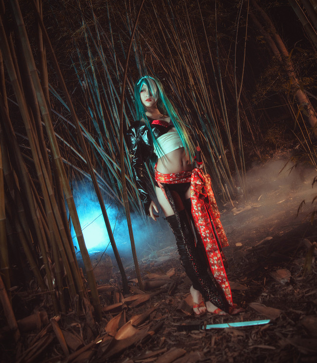 [cosplay]初音ミク『Knife』今宵　冻りついた刃で[二次元cos]