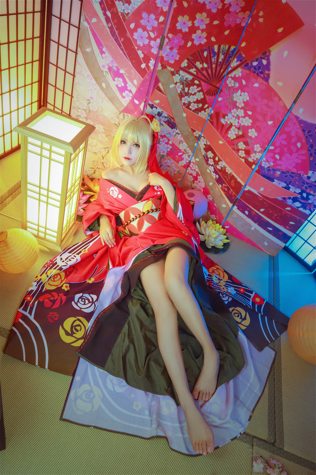 [cosplay]​ 奏者，你说喝了这个我会不会稍微幸福呢？[二次元cos]