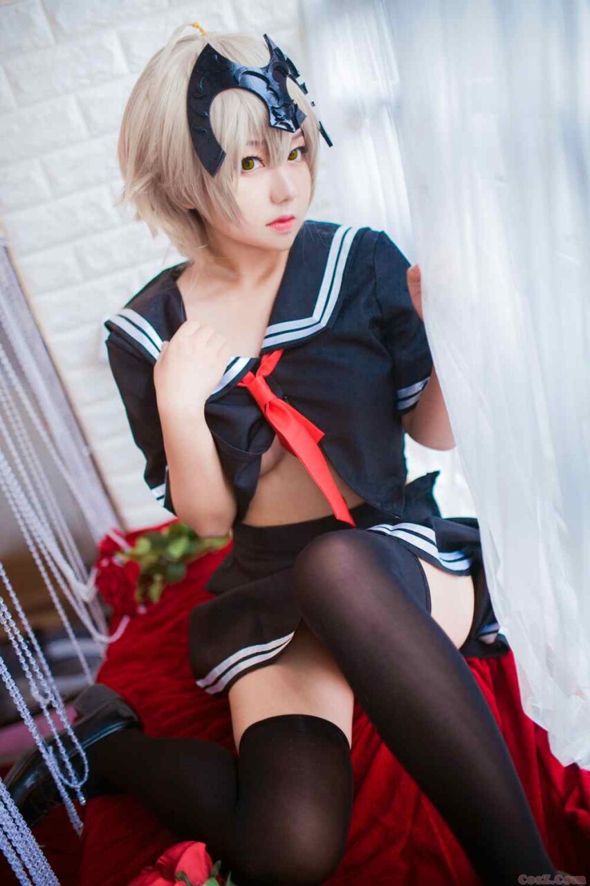 圣女与魔女之魔女托破