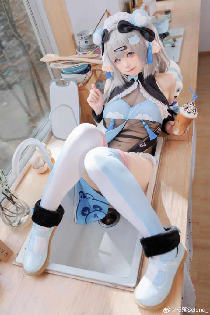 【COS正片】超绝可爱的HOTVENUS「蓝熊猫咖啡」cn樱落Selena_