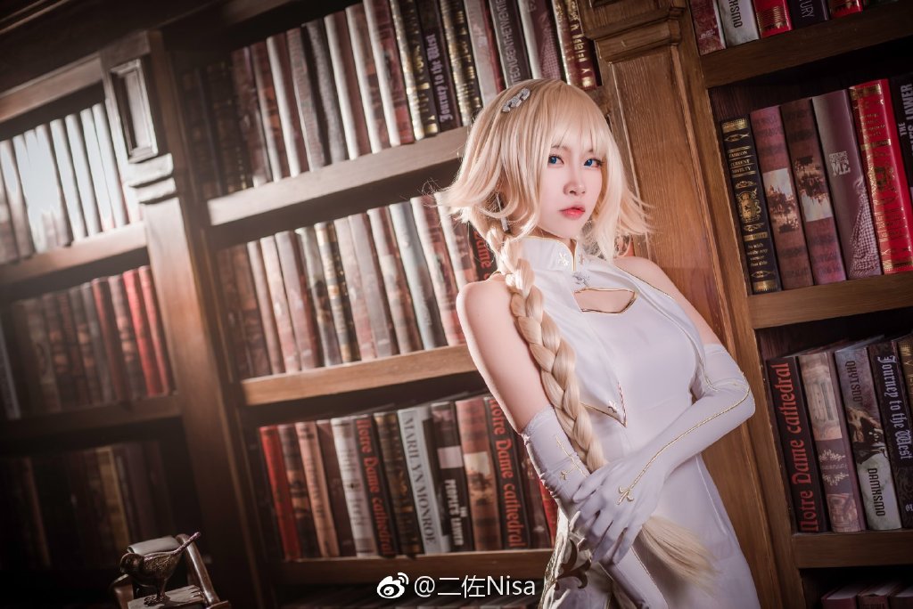[cosplay]偶尔换下这种风格的衣服，感觉也不错呢[二次元cos]