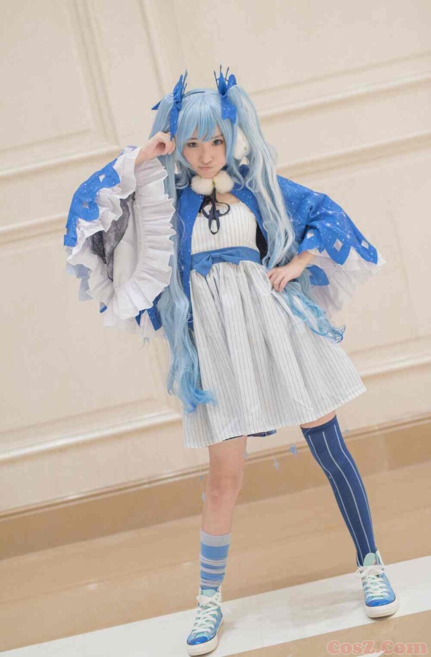 初音miku冬夜星空点点上衣好看么